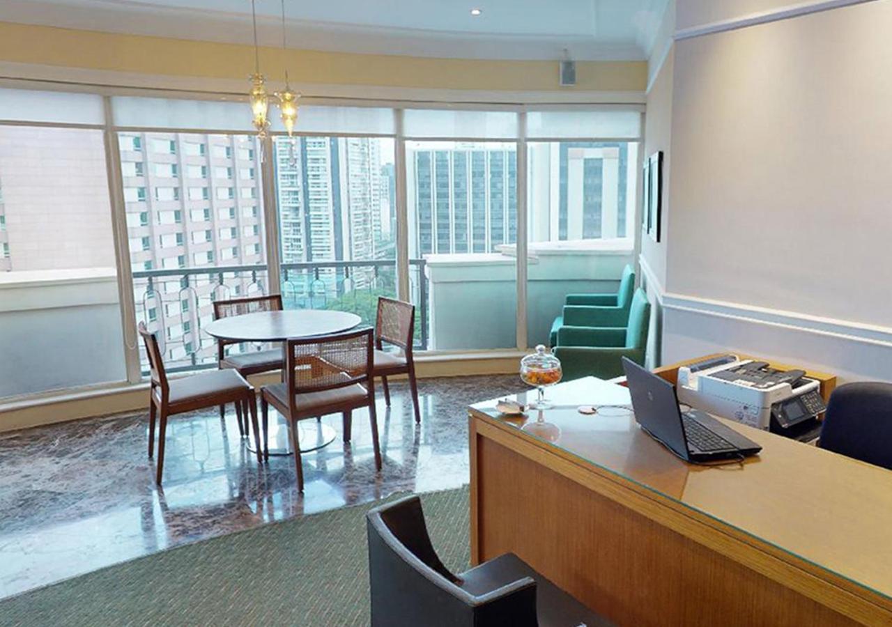 Gran Estanplaza Berrini Hotell São Paulo Eksteriør bilde A typical office at the Hong Kong University of Science and Technology