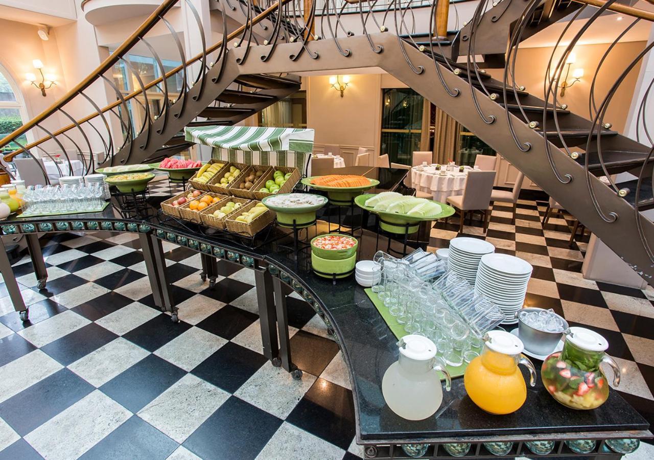 Gran Estanplaza Berrini Hotell São Paulo Eksteriør bilde Breakfast buffet at a hotel