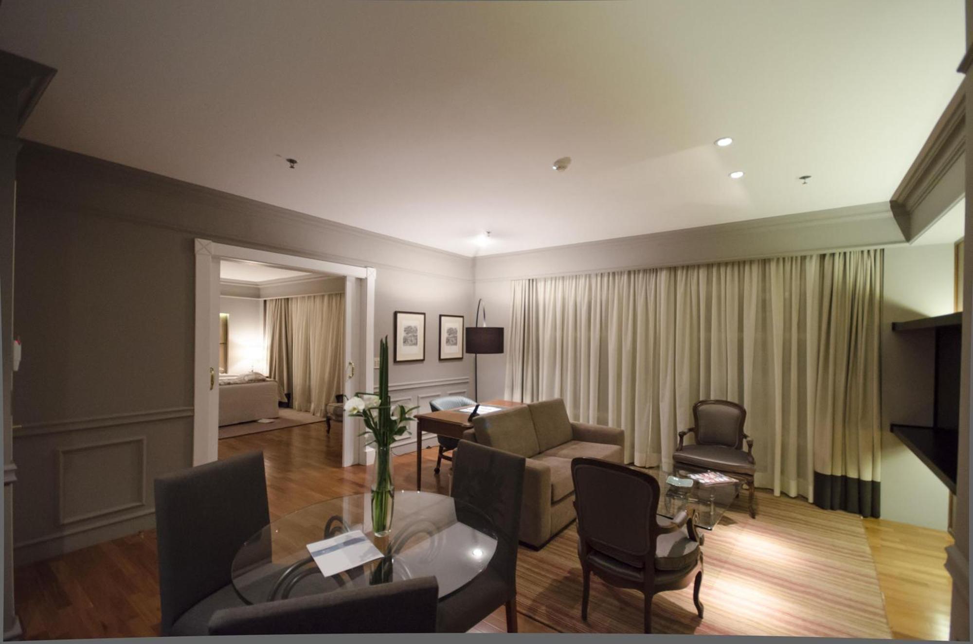 Gran Estanplaza Berrini Hotell São Paulo Rom bilde A suite at the hotel